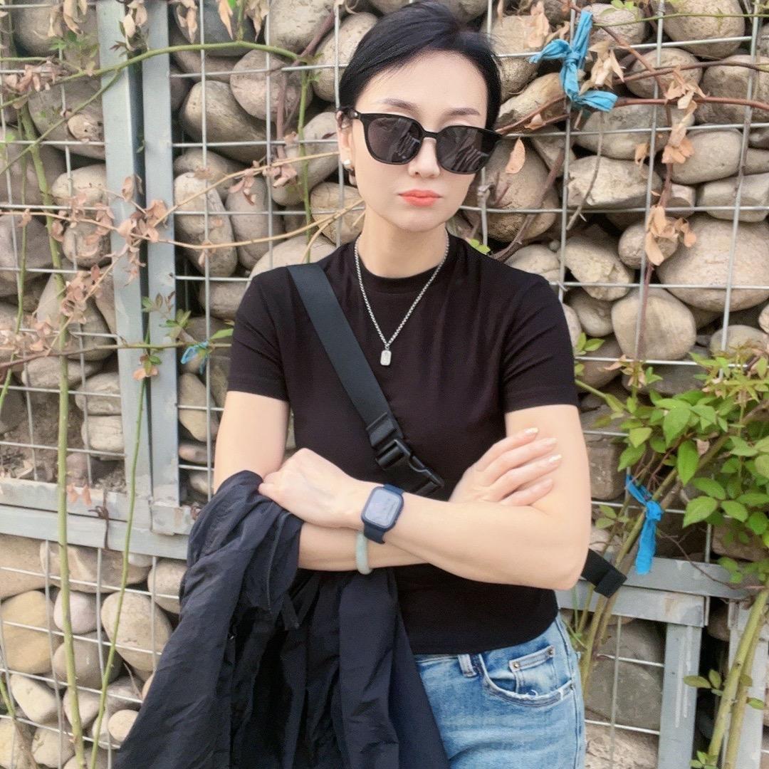阿丽