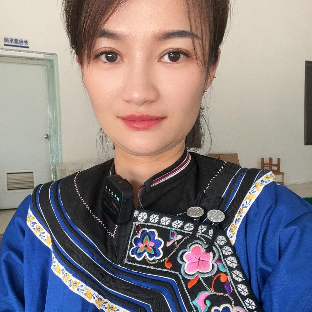 云南蒙自小五妹