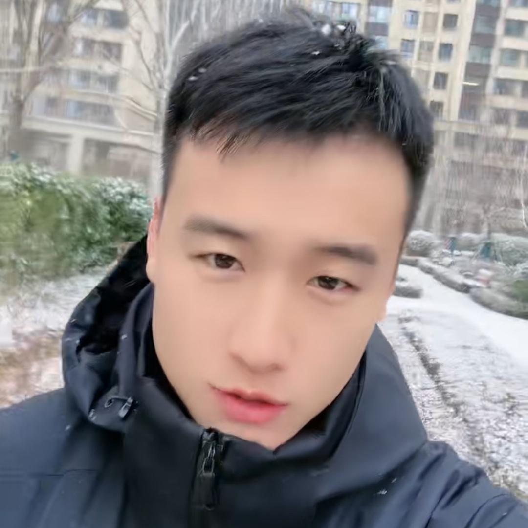 大春𝘿𝙚小龙虾🦞