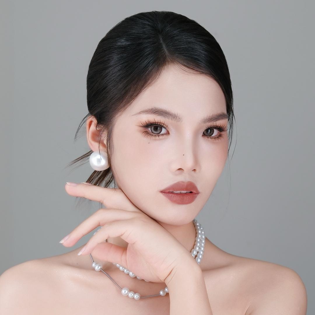 贵阳化妆师~千羽