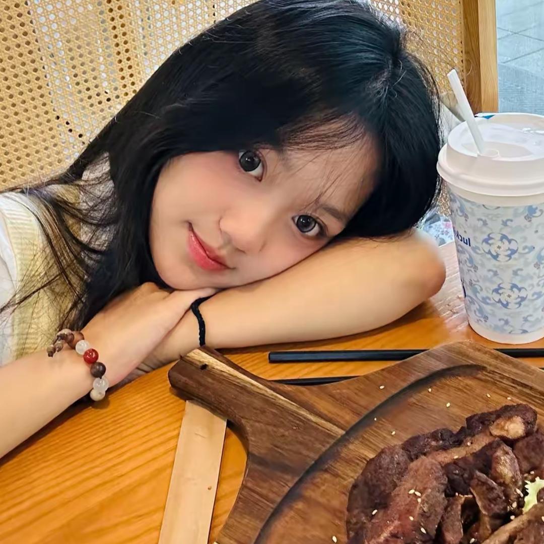 爆款女装穿搭