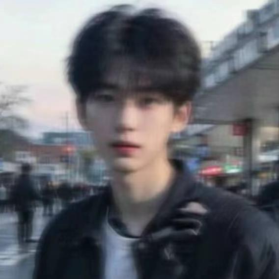 纸云烟