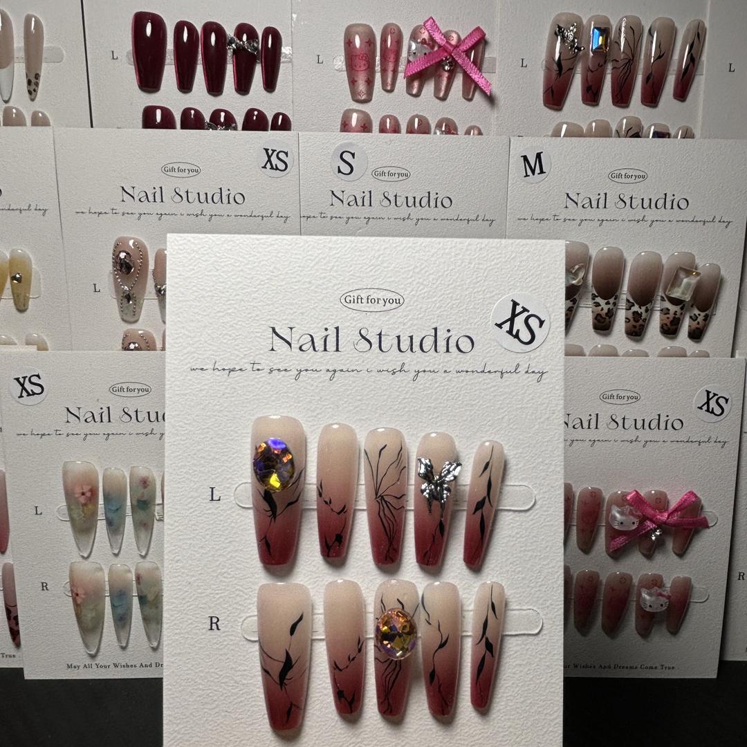 念念轻奢穿戴甲