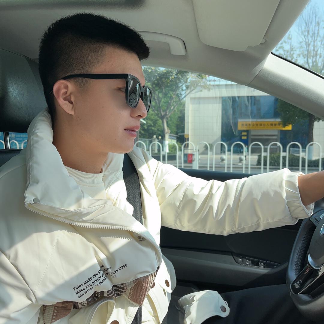 成都九森木业建材有限公司  康凯