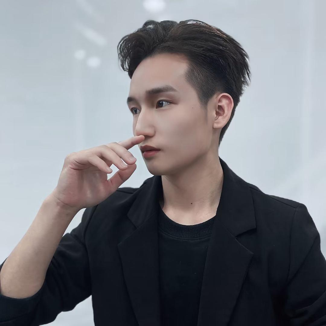 卡琪造型啊乐