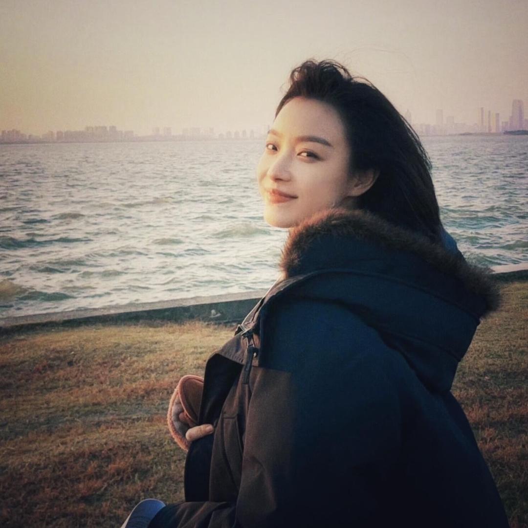 一颗石子.