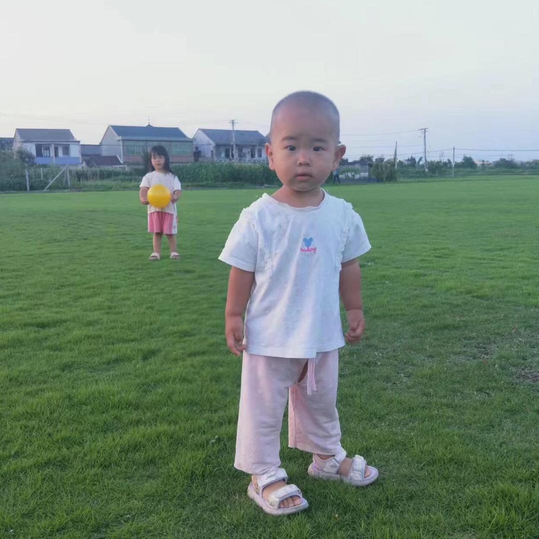 🌸可爱小康，爱吃西瓜🌸