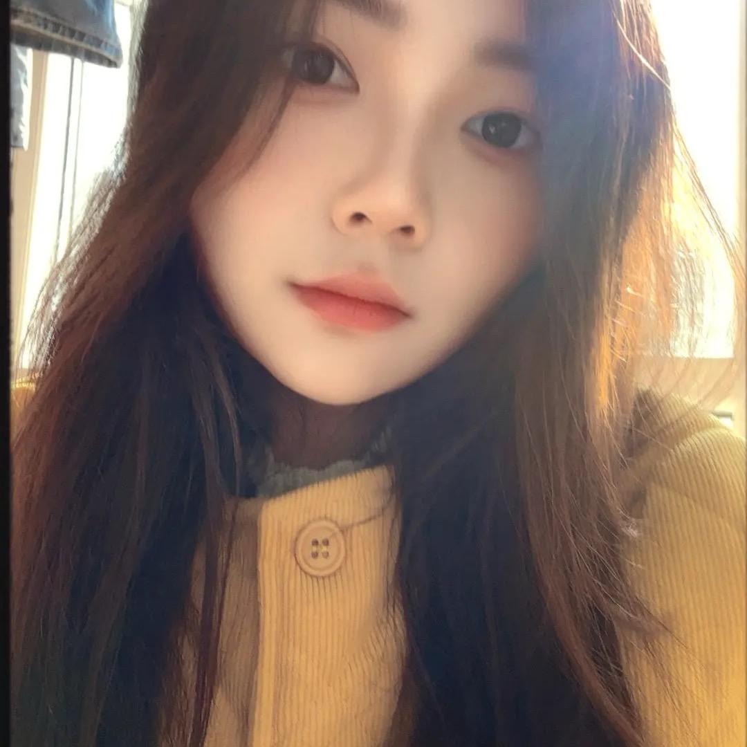 青青子衿。