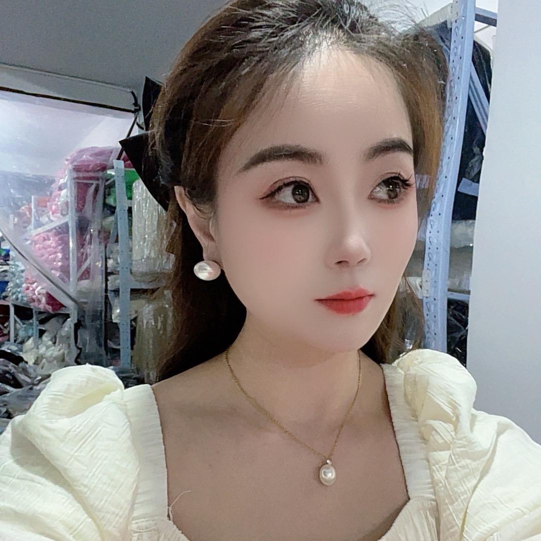 杭州妍秀女装工厂店