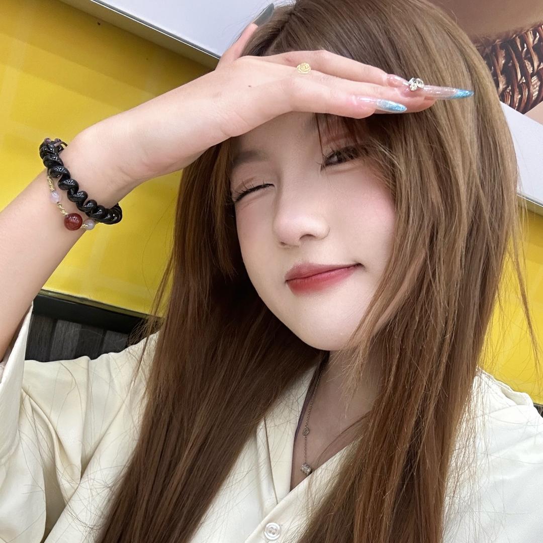 YU钰