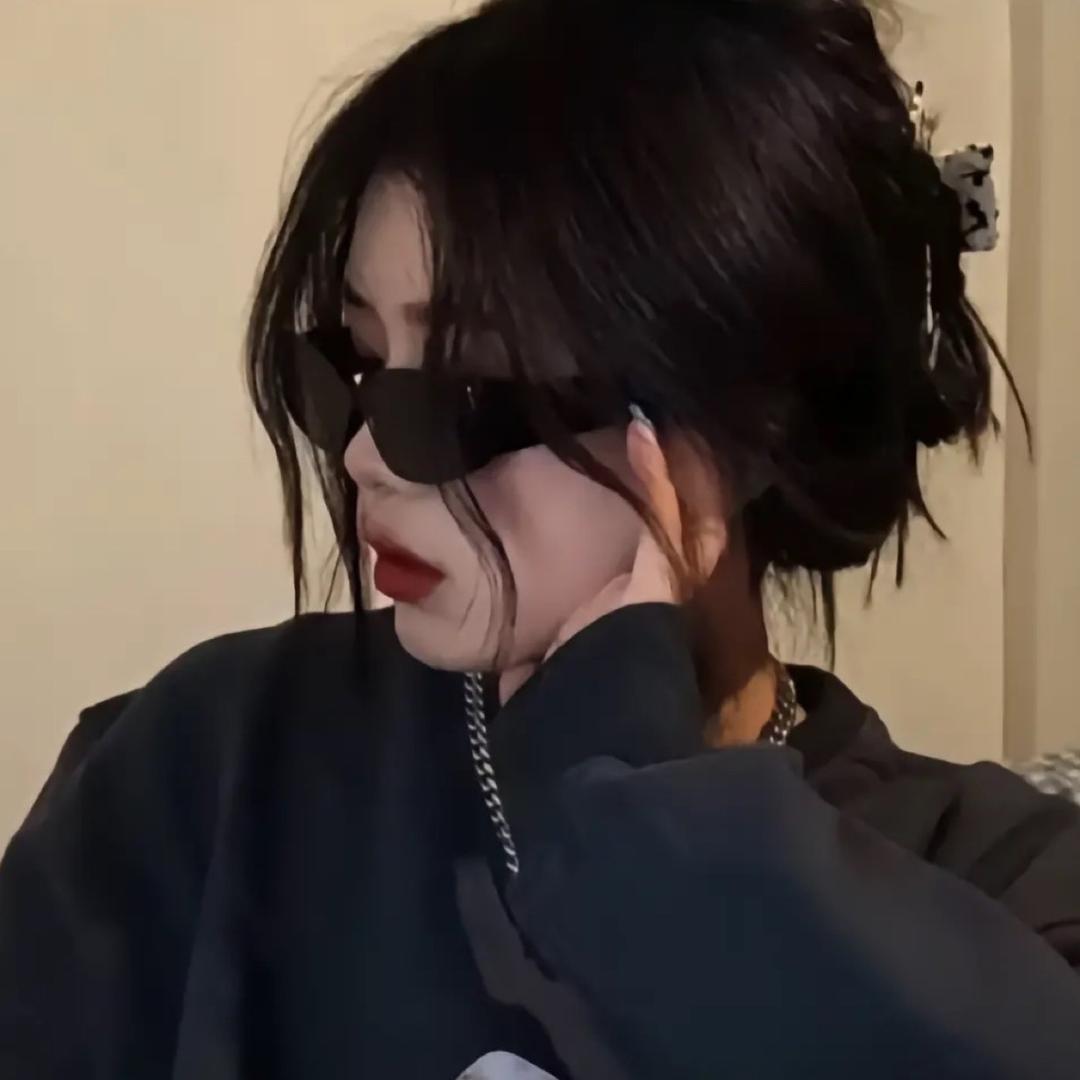 美女的事少管