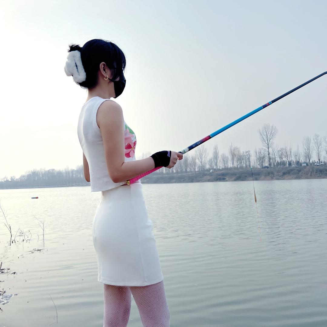 小姨子钓鱼记🎣