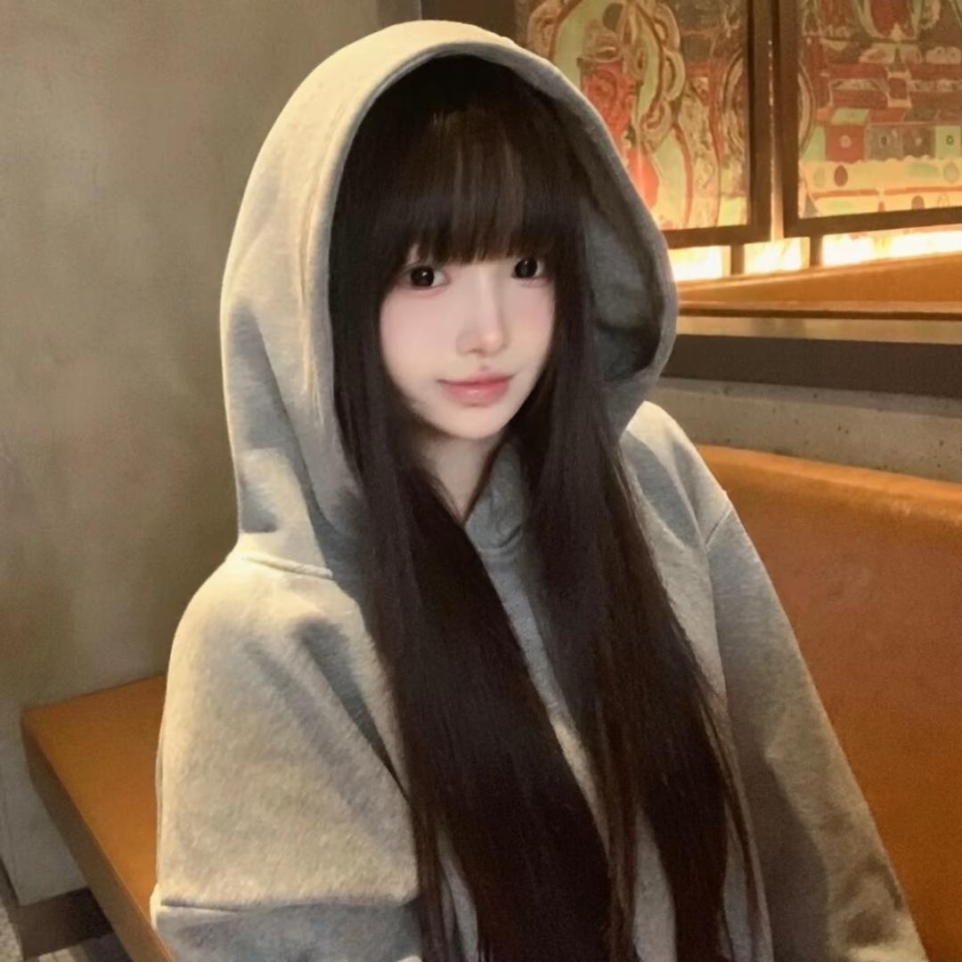 高 冷小美