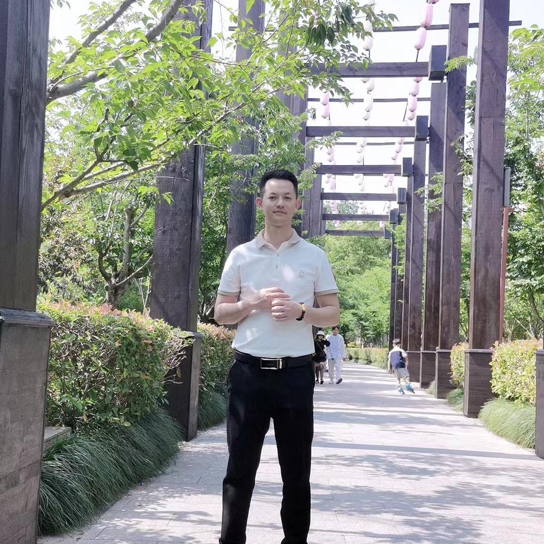 小伟六点半
