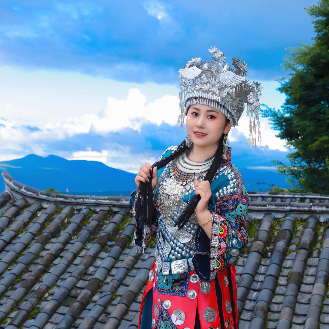 小醋包.