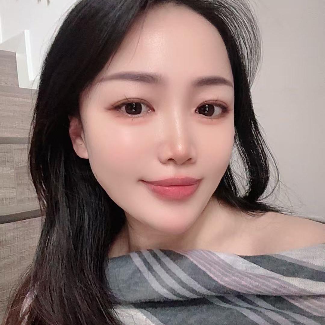 上官乐乐