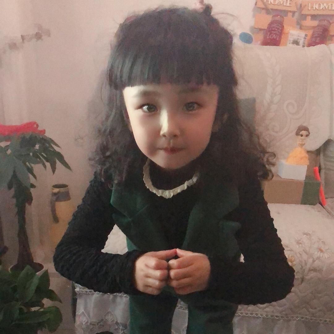 小 依 依 好 物