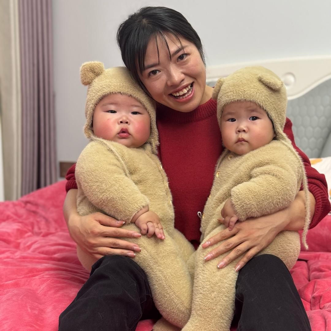 (琳三妹)女儿悦悦儿子恺恺