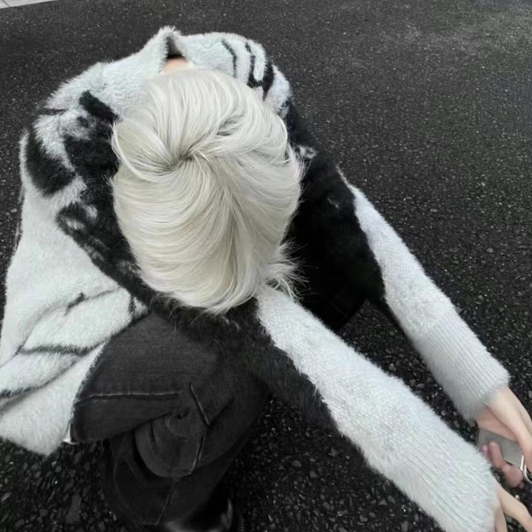 ㅤ哦