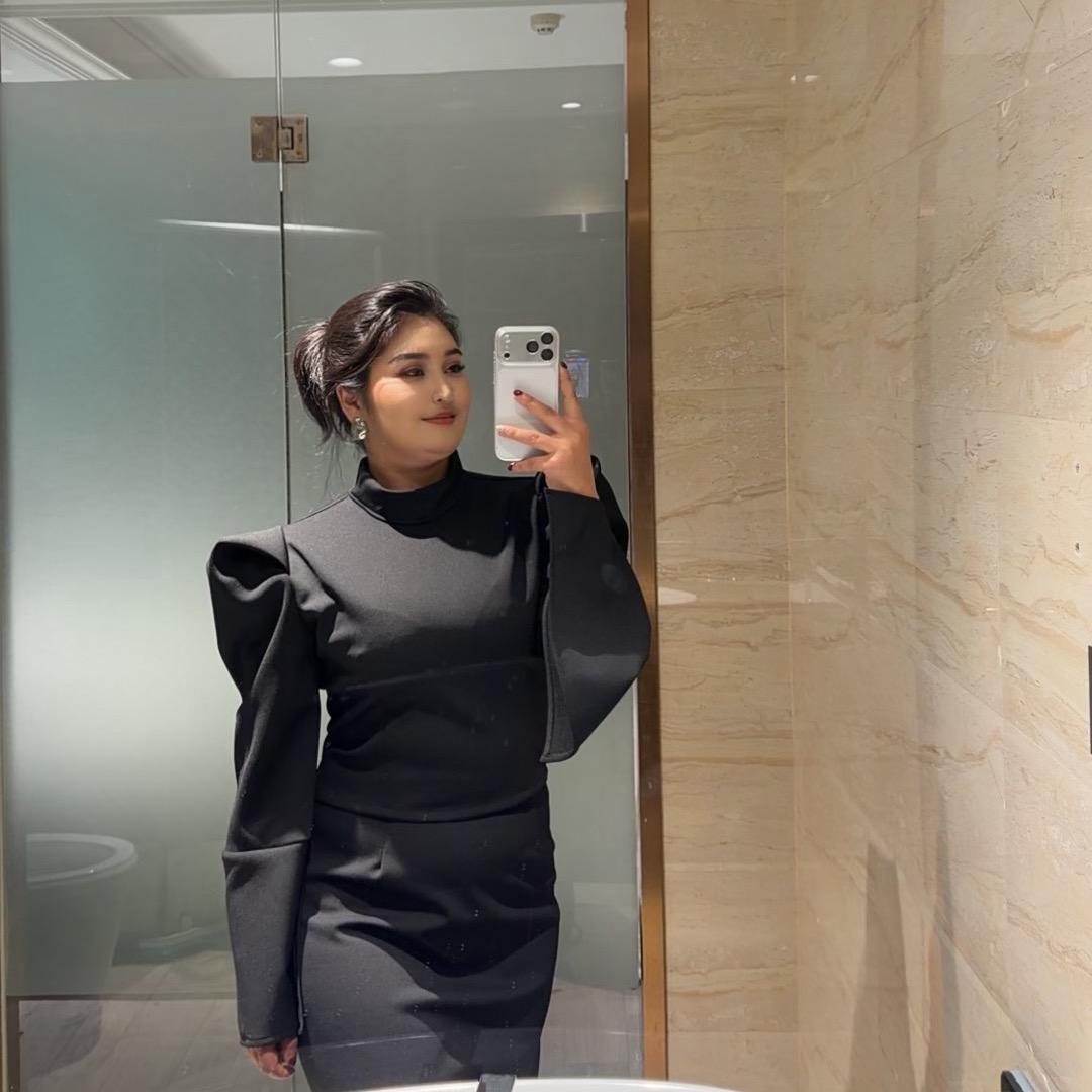 ୧H  ⍤⃝♥️ــــــﮩ