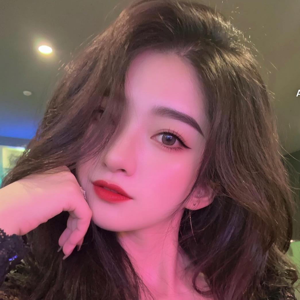 A  90后养鹿🦌女孩