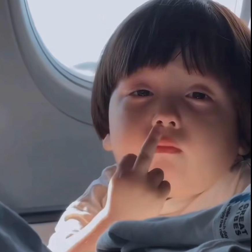 关你𝙋𝙚𝙖𝙘𝙚
