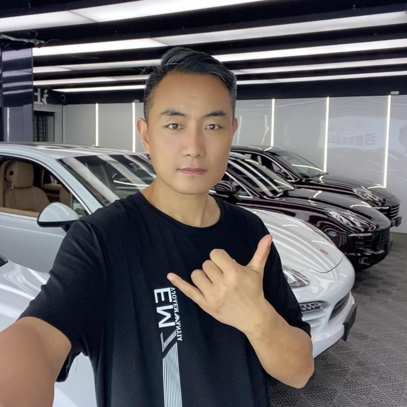 老兵阿东二手车