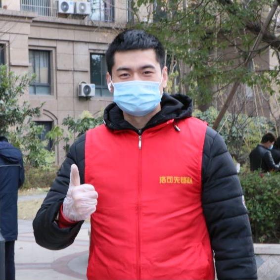 引隆泰  精品台球器材（李强）