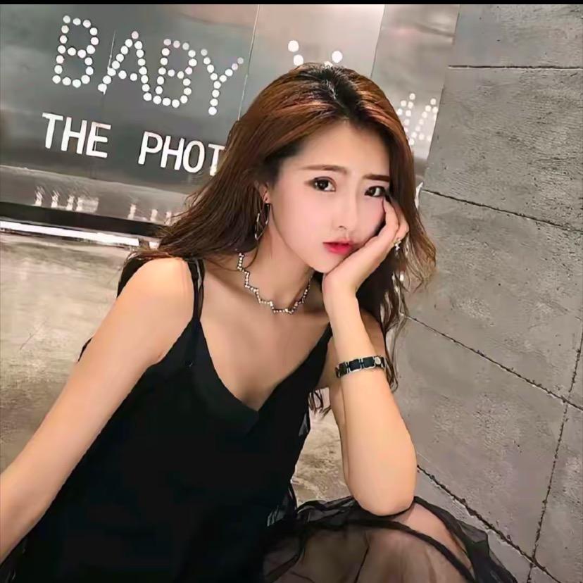 晨妍（日常穿搭）