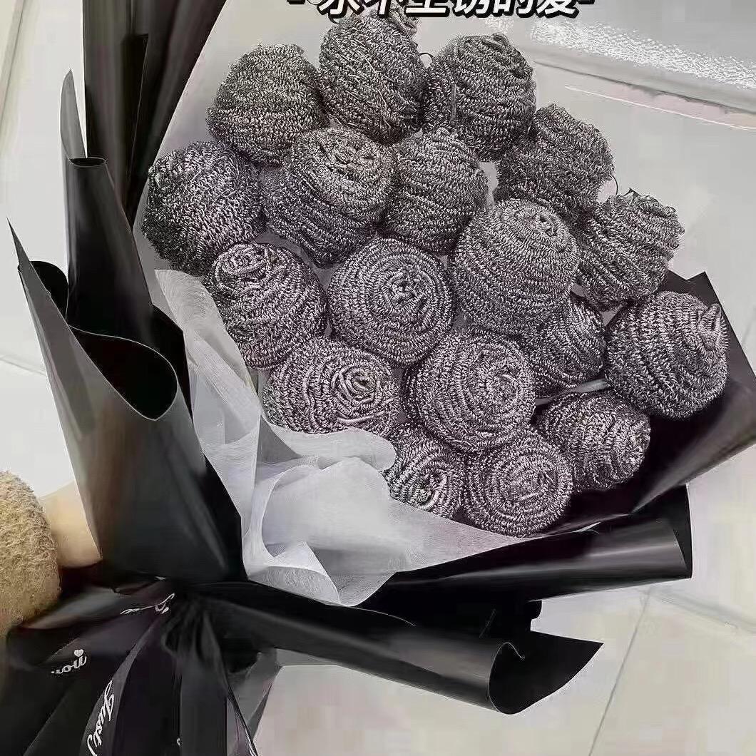 靓点品牌女装