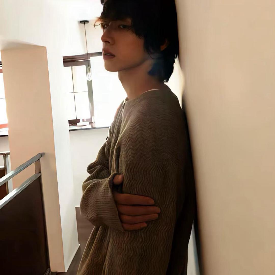 凌,
