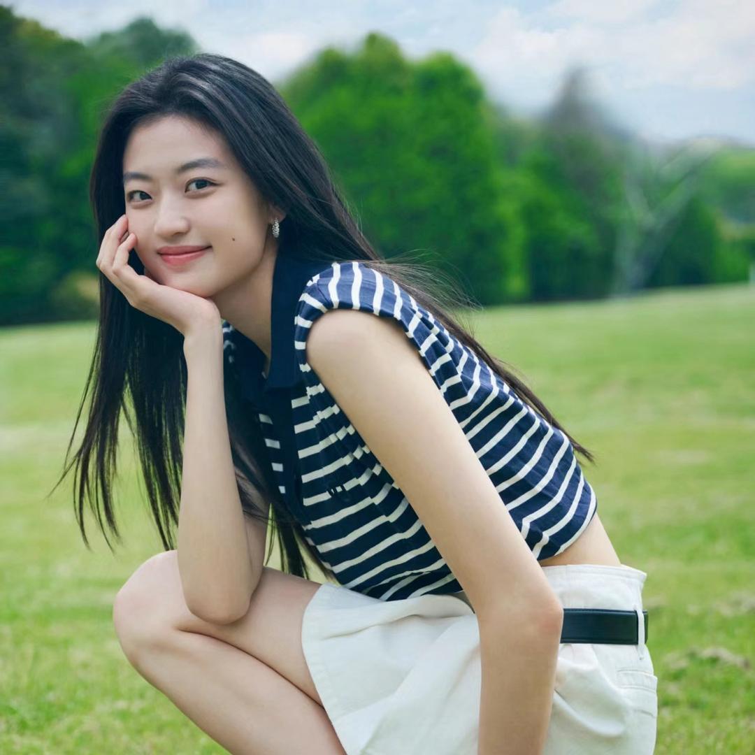 一个淡淡的淡人头像