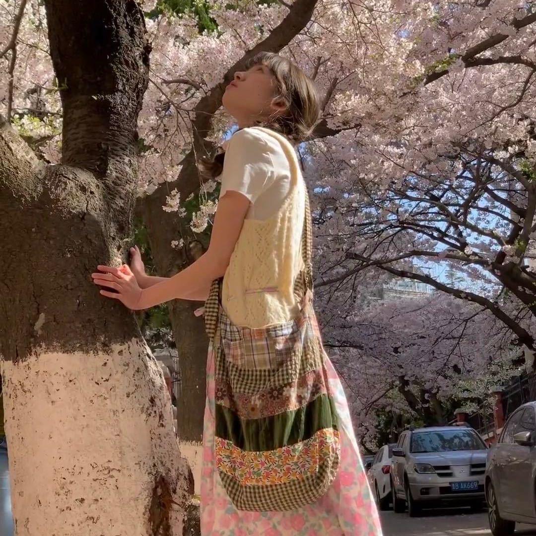 咖喱_小花裙子店