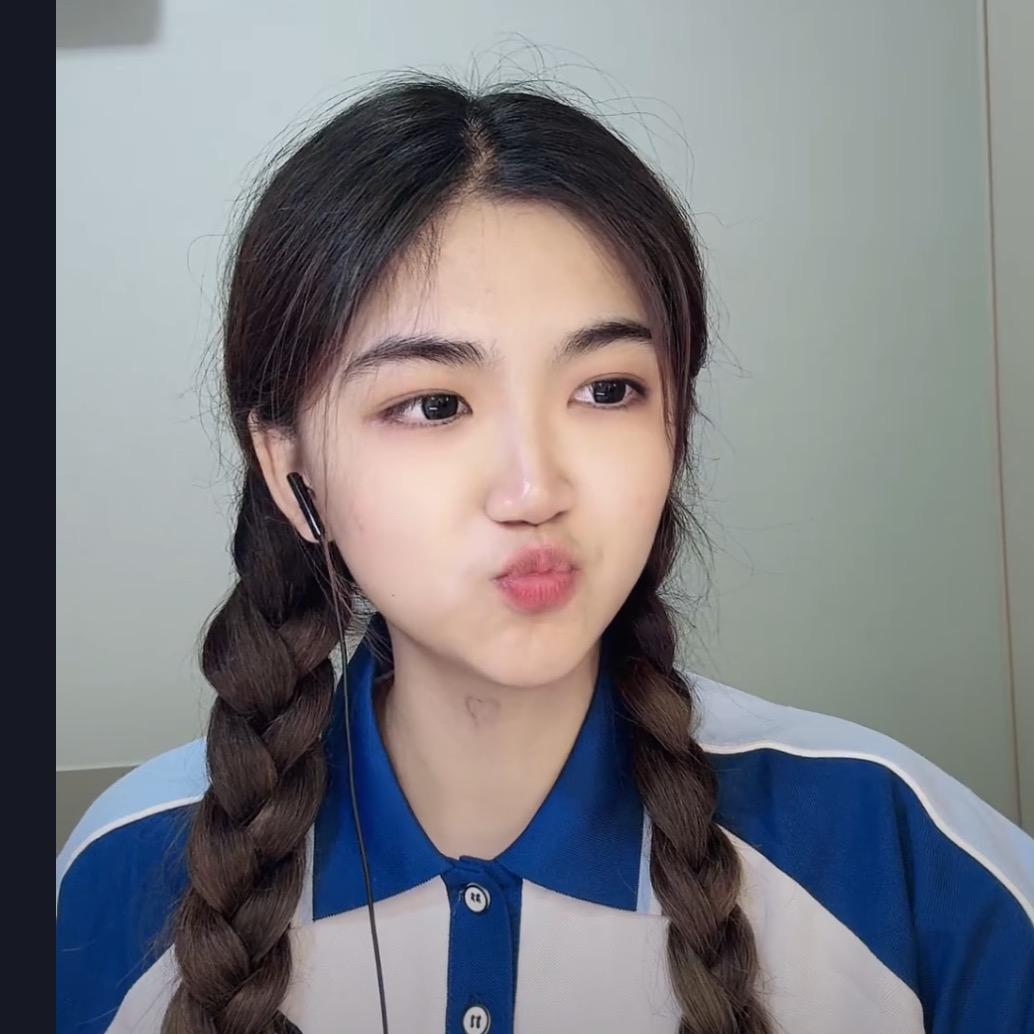 小夕同学（大三）