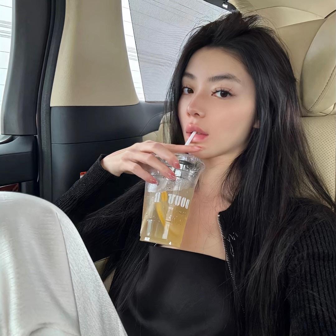 ·𝒁𝒉𝒂𝒐