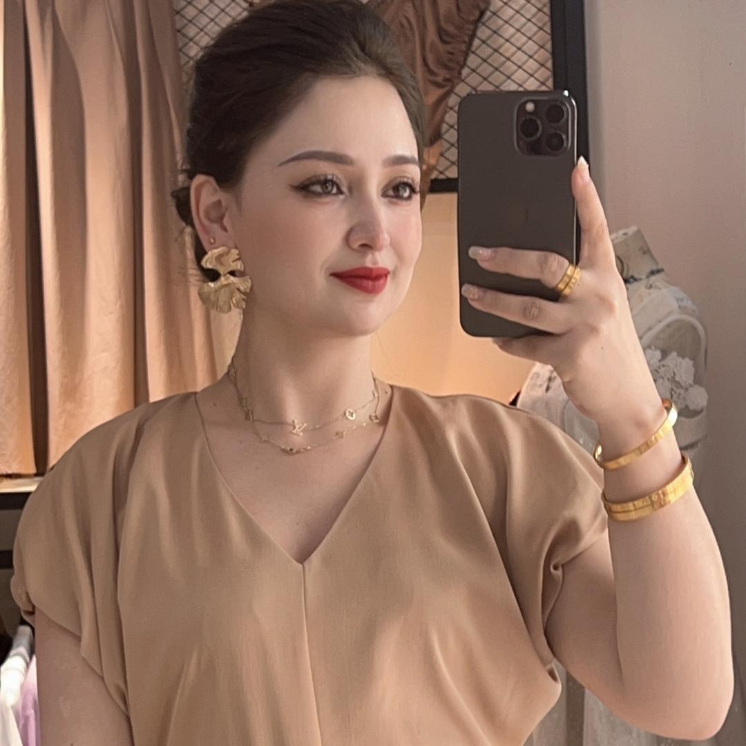 沙雅璟逸女装