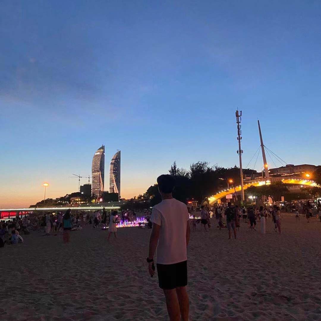 阿奇.