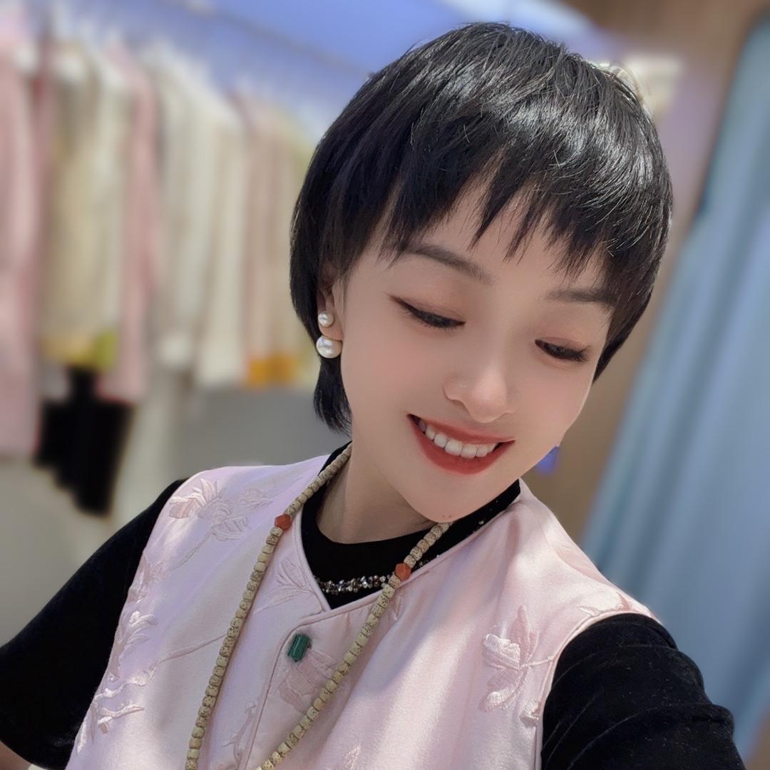 艳子小个子女装实体店