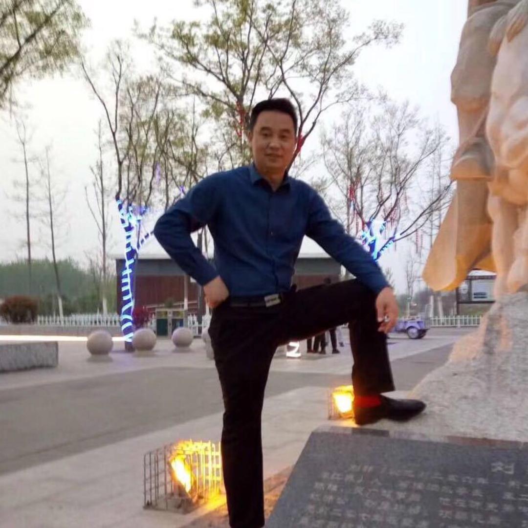 秋哥