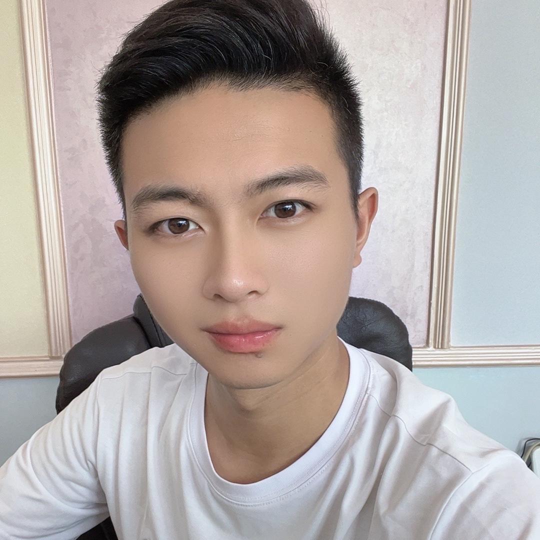 大黄蜂车行（小勇哥Boss）