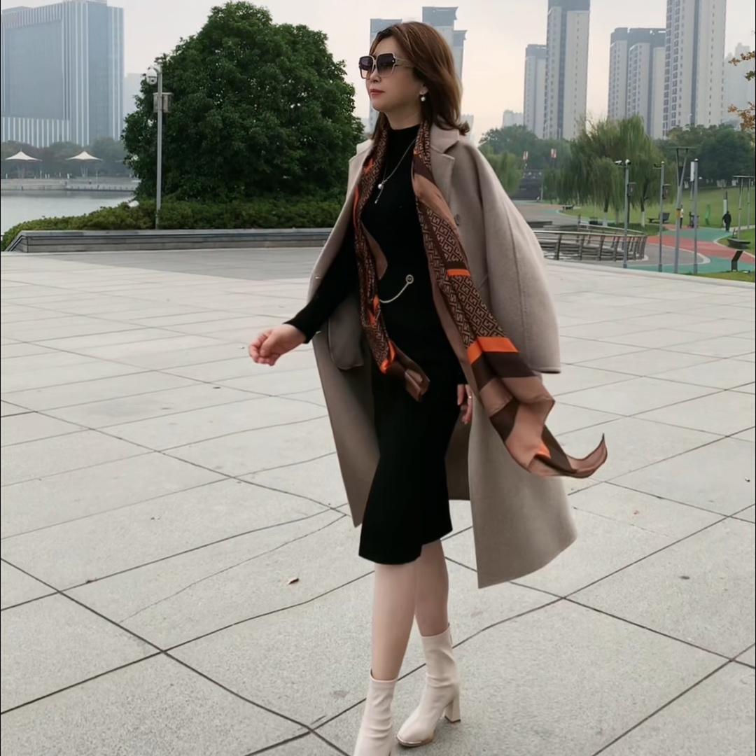 品姐姐奢华女装