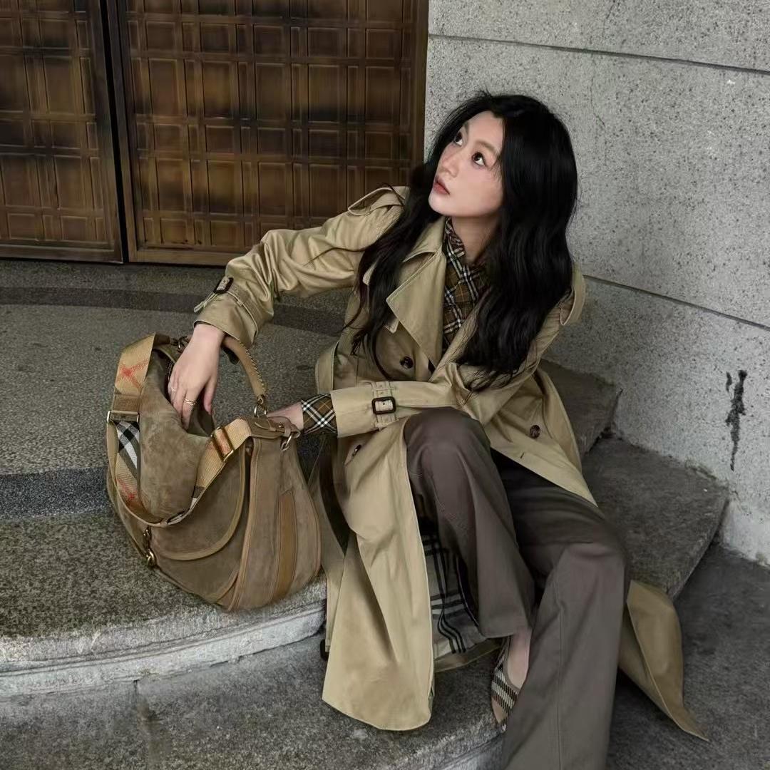 怡心轻奢服饰