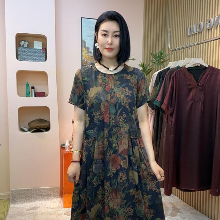 雪歌品质女装