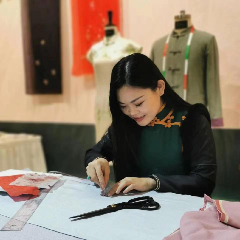 宝绫汇香云纱丝绸