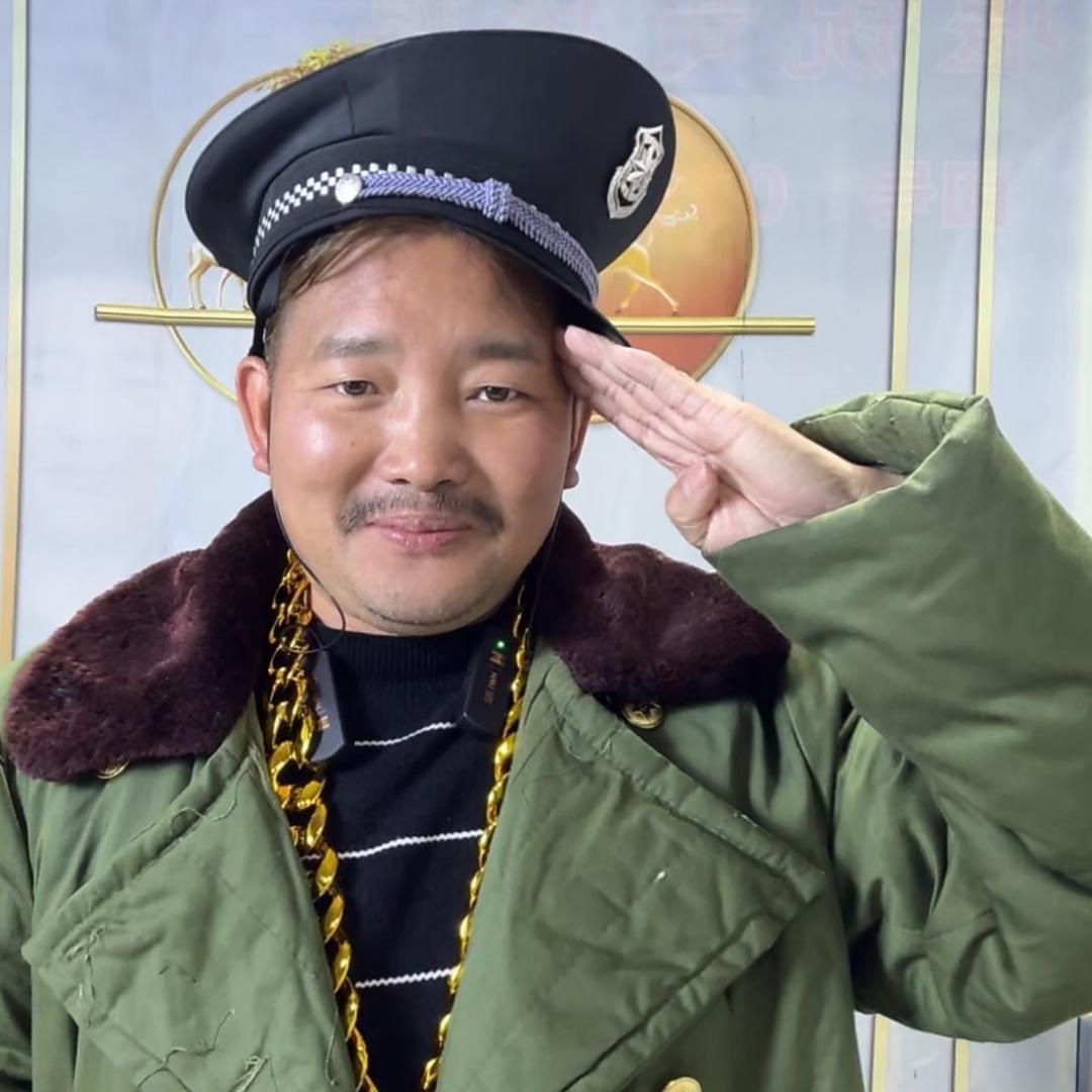 十堰锐哥（8月8号19点北广场户外舞台）