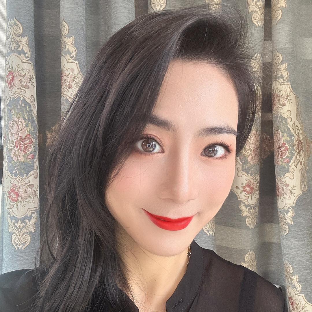 竹子买车（老板娘助理）手持