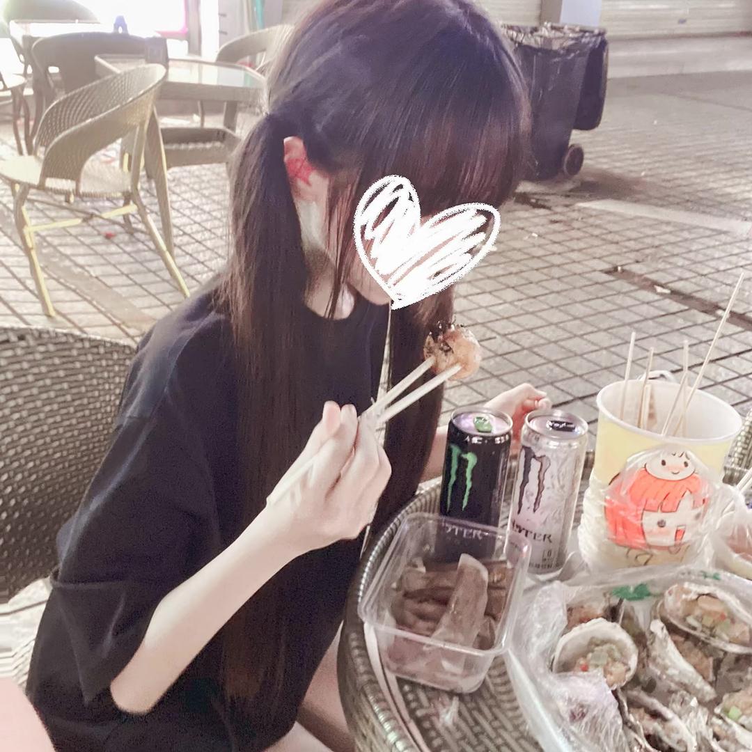 心先吻过你眸