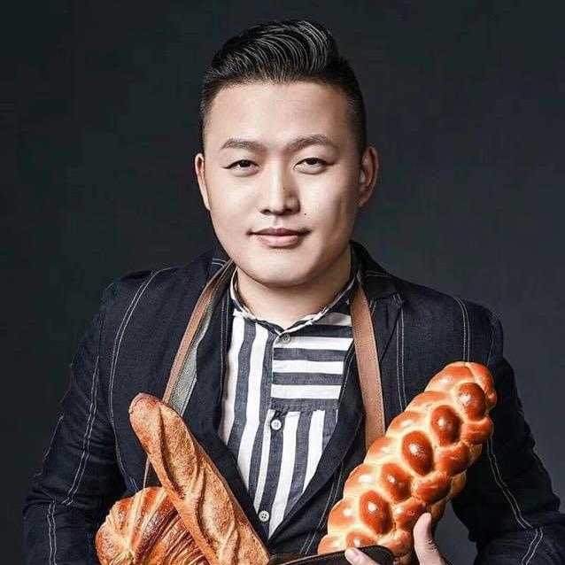 面包朋福东