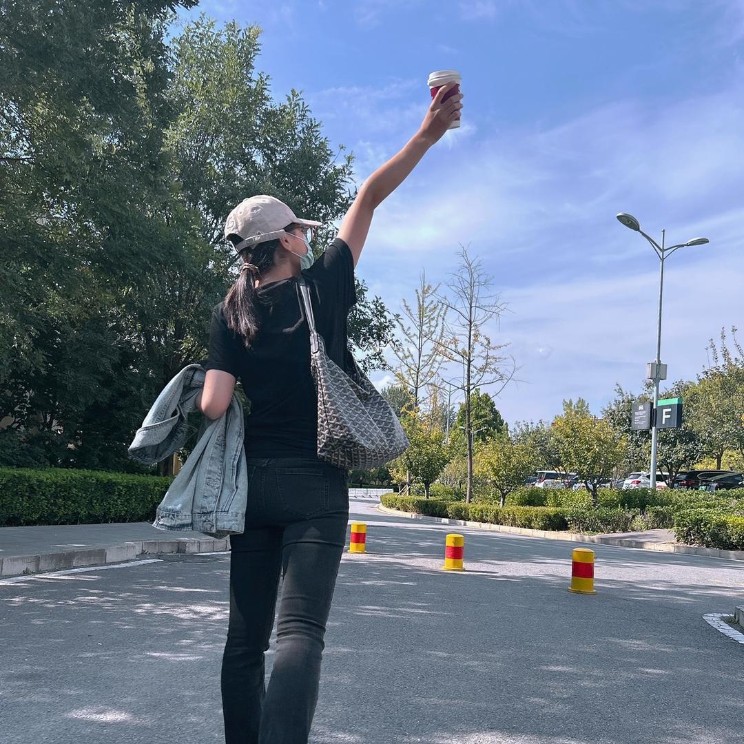 bj手工高定箱包