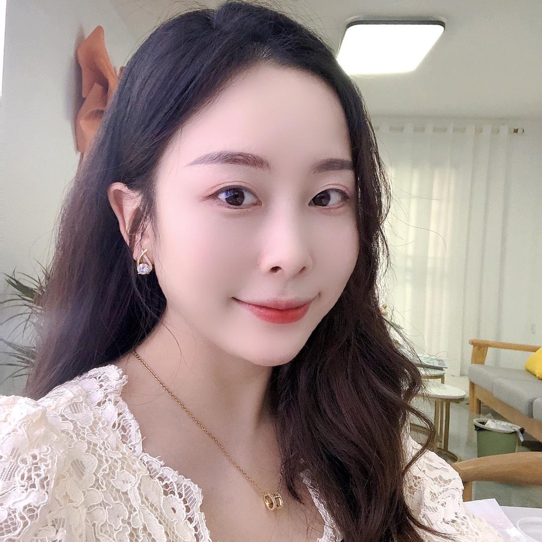 做眉毛的小杨🐑